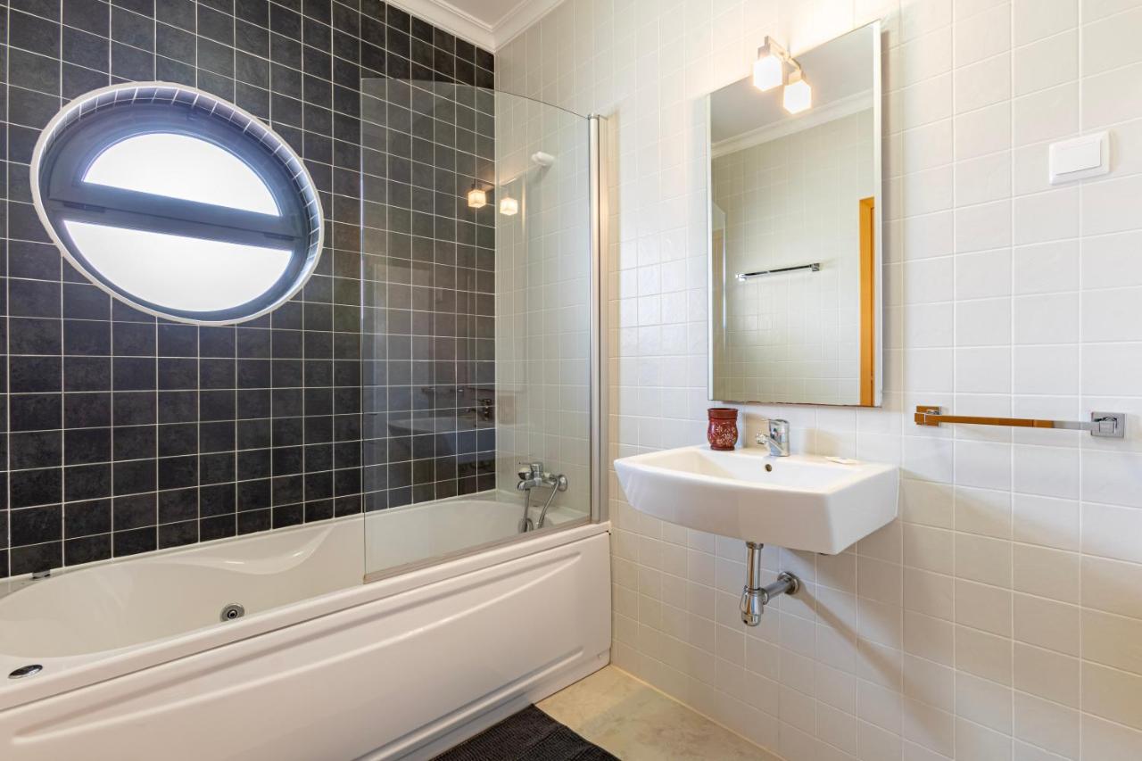 Lagos Beach Condo Luaran gambar
